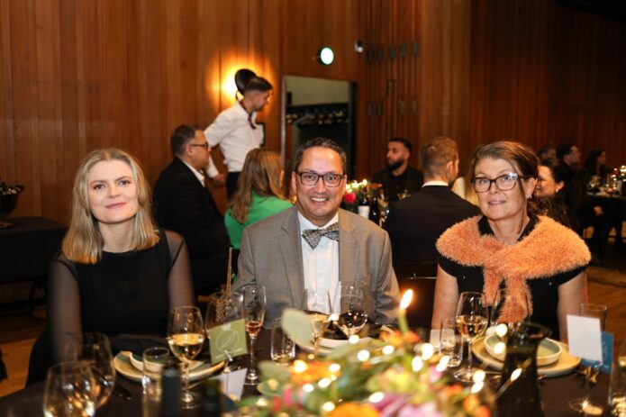 Photo dinner party planning