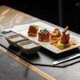 Salată de boeuf de sărbători: rețeta clasică pas cu pas